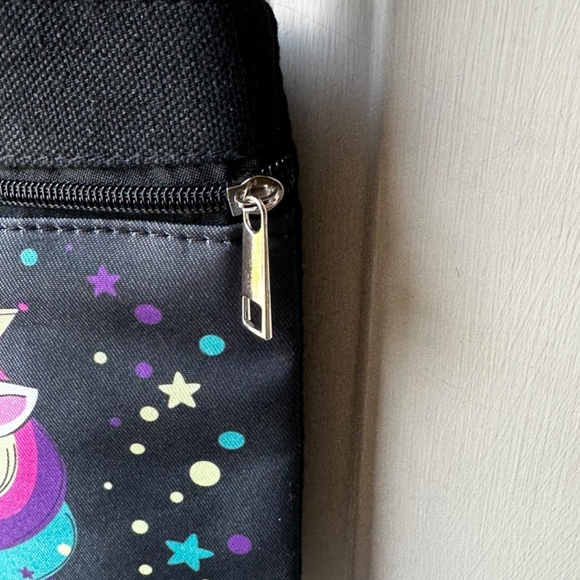 Dreams Black Canvas print Unicorn front adjustable strap Crossbody Bag. - Picture 5 of 12